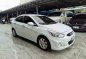 Selling White Hyundai Accent 2017 in Las Piñas-1