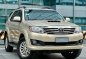 White Toyota Fortuner 2013 for sale in Makati-2