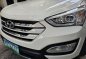 Selling White Hyundai Santa Fe 2014 in Quezon City-2