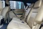 Selling White Ford Everest 2016 in Makati-7