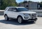 Selling White Ford Explorer 2016 in Parañaque-2