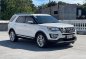 Selling White Ford Explorer 2016 in Parañaque-3