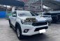 Sell White 2017 Toyota Hilux in Mandaue-0