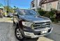 White Ford Everest 2017 for sale in Automatic-4