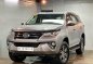 Selling White Toyota Fortuner 2017 in Manila-1