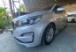 White Kia Grand carnival 2019 for sale in Automatic-8