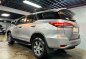 Selling White Toyota Fortuner 2017 in Manila-2