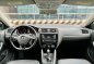 White Volkswagen Jetta 2017 for sale in -5