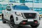 Selling White Nissan Navara 2021 in Makati-1