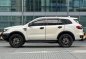 Selling White Ford Everest 2016 in Makati-6