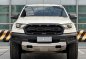 Selling White Ford Everest 2016 in Makati-2