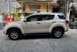 White Isuzu Mu-X 2016 for sale in Automatic-9