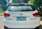 Sell White 2013 Hyundai Tucson in Makati-9