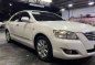 Selling White Toyota Camry 2008 in Manila-1