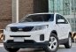 White Kia Sorento 2014 for sale in Makati-6