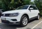 White Volkswagen Tiguan 2018 for sale in -2