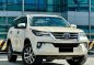 2017 Toyota Fortuner  2.4 V Diesel 4x2 AT in Makati, Metro Manila-10