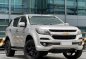 2017 Chevrolet Trailblazer 2.8 4x2 AT LT in Makati, Metro Manila-2