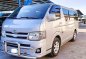 2012 Toyota Hiace  Commuter 3.0 M/T in Pasay, Metro Manila-9