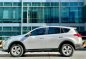 2014 Toyota RAV4  2.5 Active 4X2 AT in Makati, Metro Manila-15