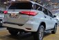 2023 Toyota Fortuner 2.4 V Pearl Diesel 4x2 AT in Quezon City, Metro Manila-6