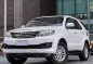 2014 Toyota Fortuner 2.4 G Gasoline 4x2 AT in Makati, Metro Manila-3