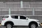 2017 Chevrolet Trailblazer 2.8 2WD AT LT in Makati, Metro Manila-4