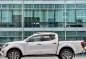 2020 Nissan Navara 4x2 EL Calibre AT in Makati, Metro Manila-6