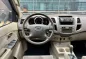 2006 Toyota Fortuner  2.7 G Gas A/T in Makati, Metro Manila-13